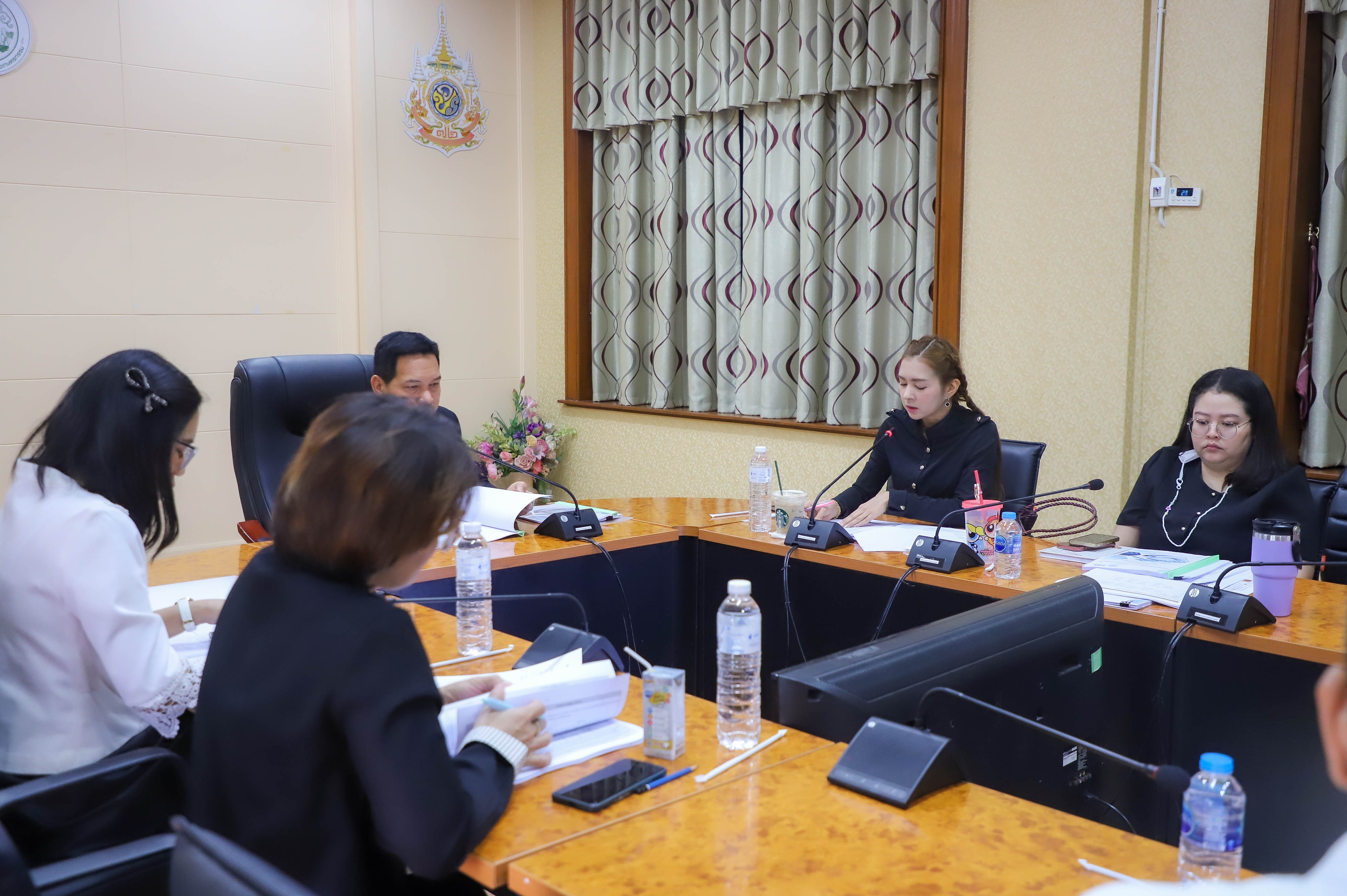 title - สบท. ประชุมชี้แจงและมอบหมายผู้รับผิดชอบในแต่ละตัวชี้วัดในส่วนที่เกี่ยวข้องกับกองทุนการปฏิรูปที่ดินเพื่อเกษตรกรรม ประจําปีงบประมาณ พ.ศ. 2569 